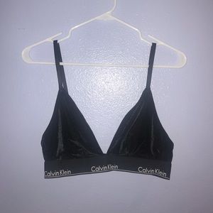 Calvin Klein UO Velvet Triangle Bra